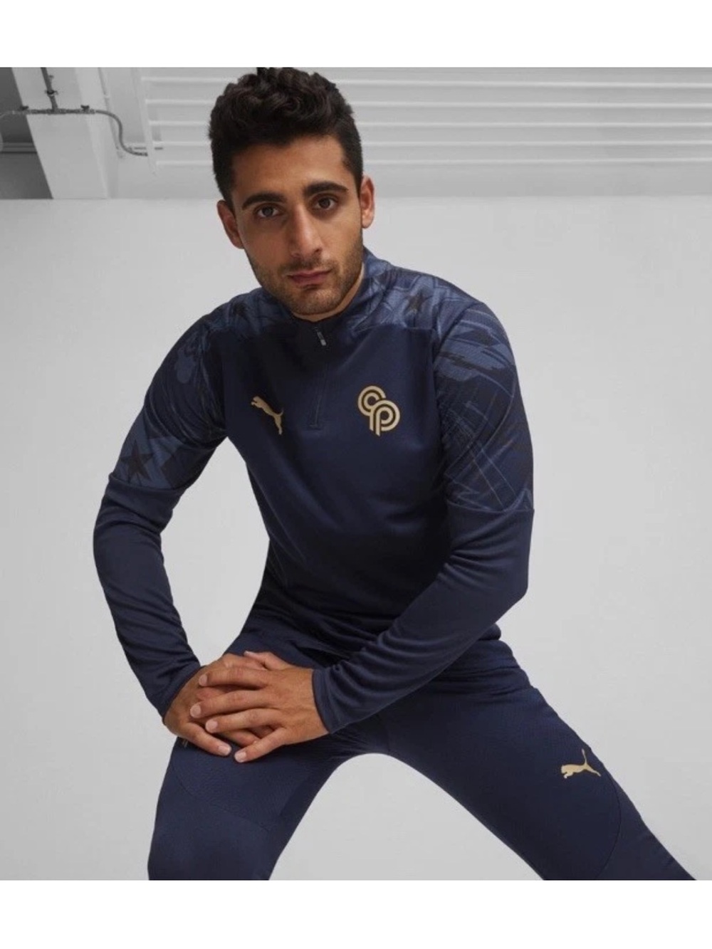 Puma Men's Navy and Gold Training Sweater